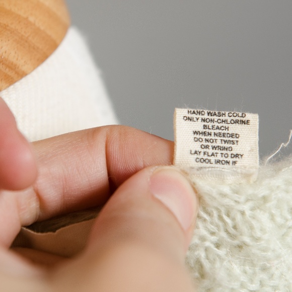 [Anthropologie] Sleeping on Snow cardigan - Picture 4 of 6